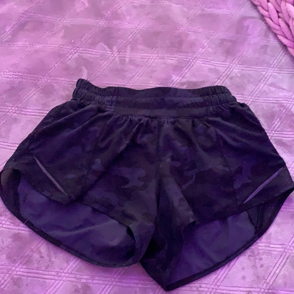 lululemon  hotty hot